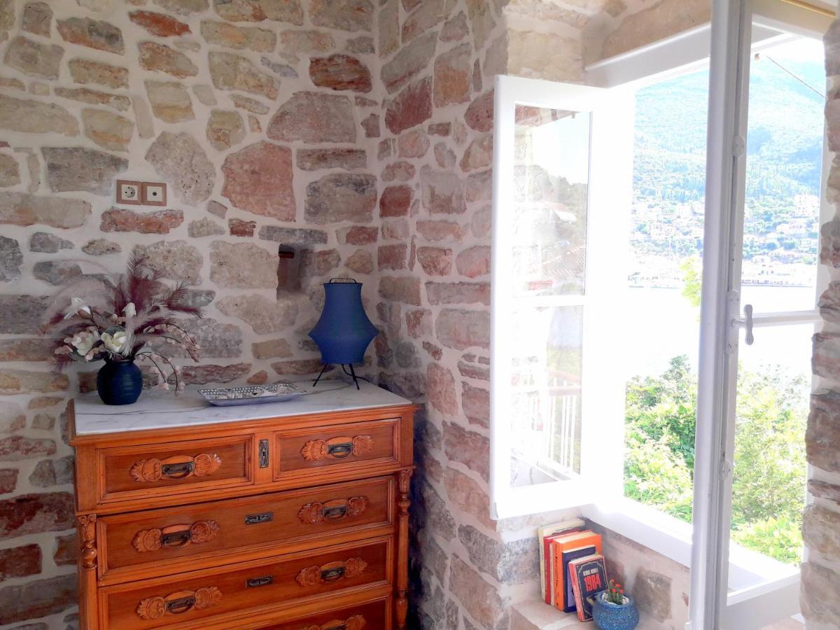 1836 Traditional House Vathy  Exterior photo