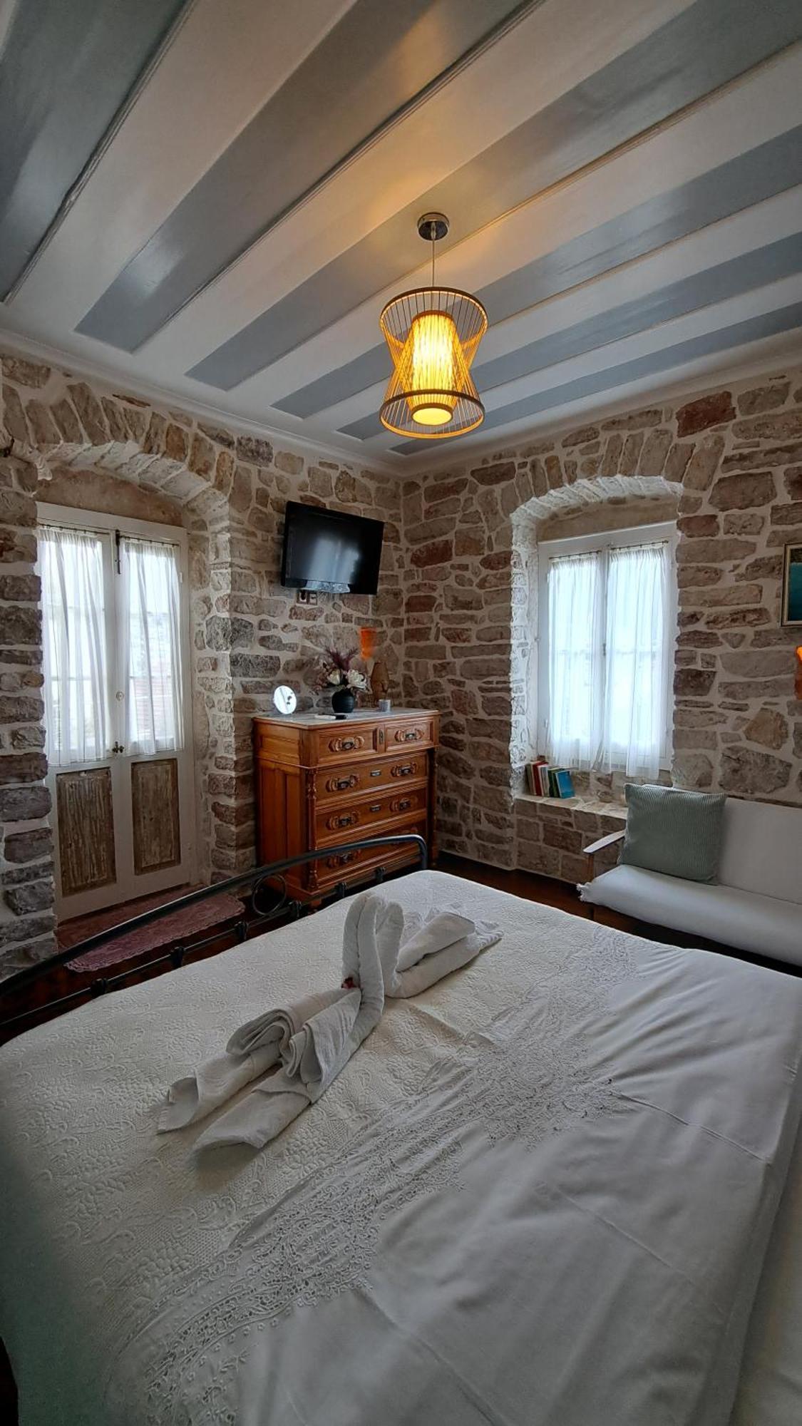 1836 Traditional House Vathy  Exterior photo